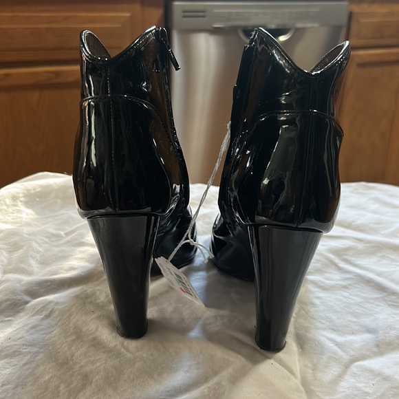 Burberry pattern leather boots - Picture 3 of 5